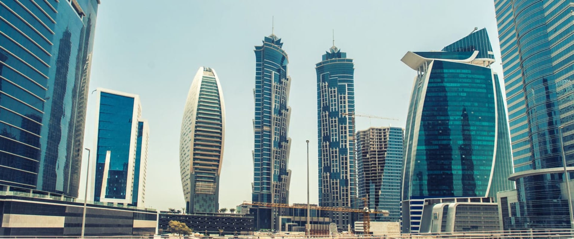 How to Easily Obtain a Business Visa in the United Arab Emirates